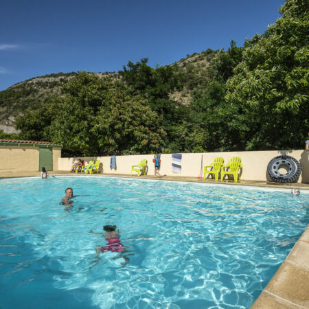 Swimming pool and paddling pool