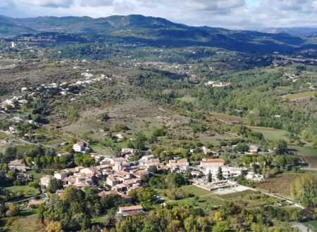 Le sentier des Cades - Uzer